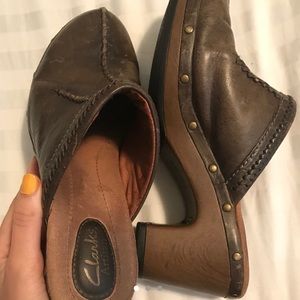 Women’s size 7 *vintage* Clark’s🥰